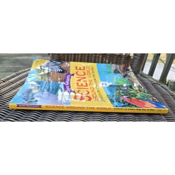 Janice VanCleave's Science Around the World : Activities on Biomes from Pole to - Picture 4 of 7